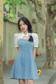 操女人